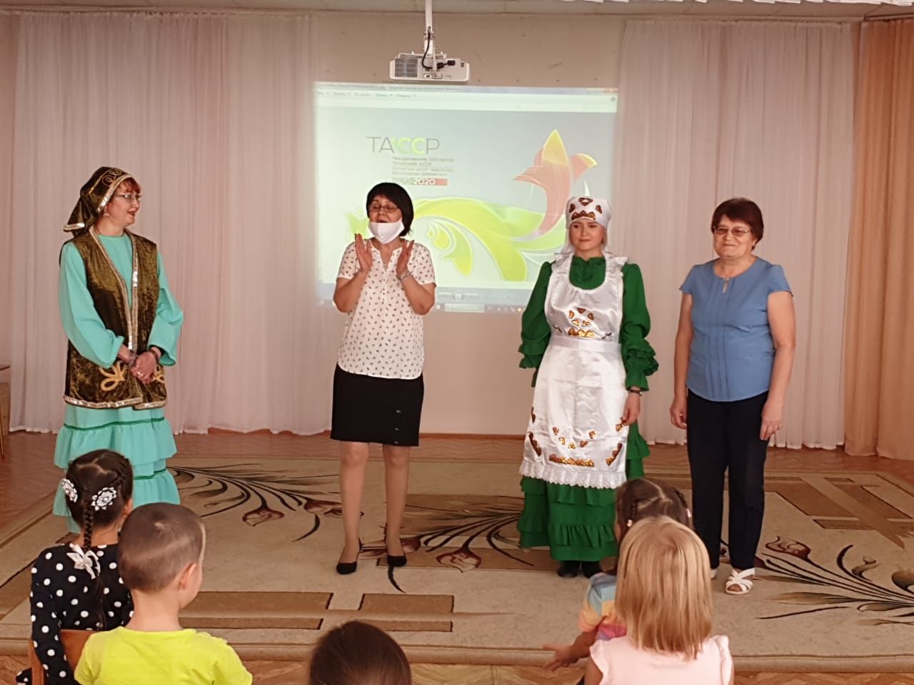 Туган якка мәхәббәт балачактан башлана