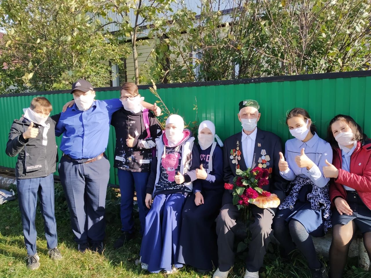 Бөгелмә районында өлкәннәрне якынлашып килүче бәйрәм белән котладылар