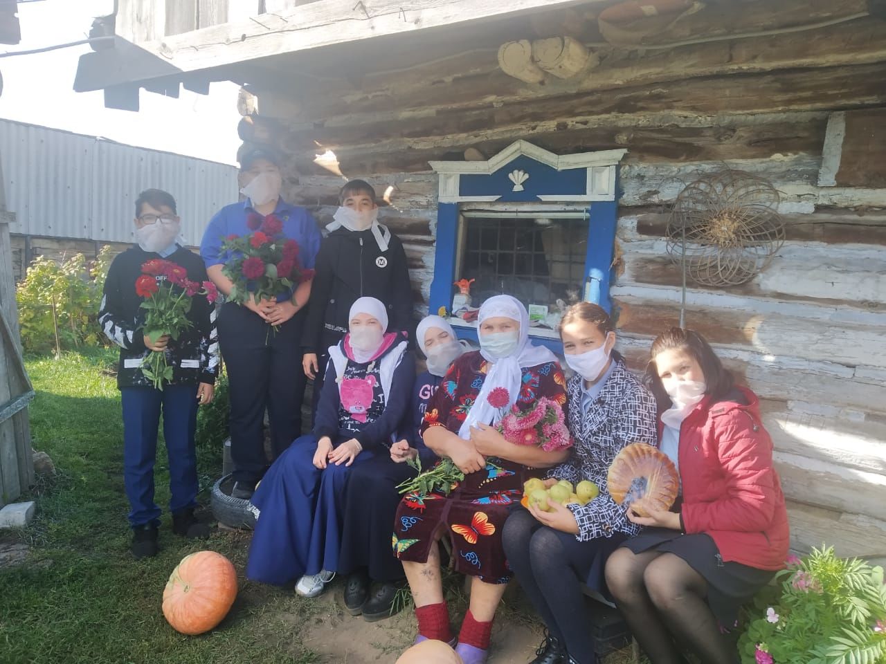 Бөгелмә районында өлкәннәрне якынлашып килүче бәйрәм белән котладылар