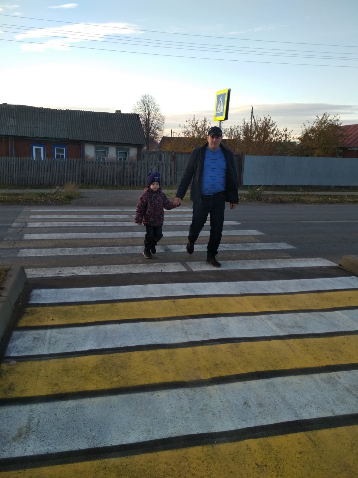 Дошколята Бугульмы приняли участие в акции «Мой папа лучший пешеход! Мой папа лучший водитель!»