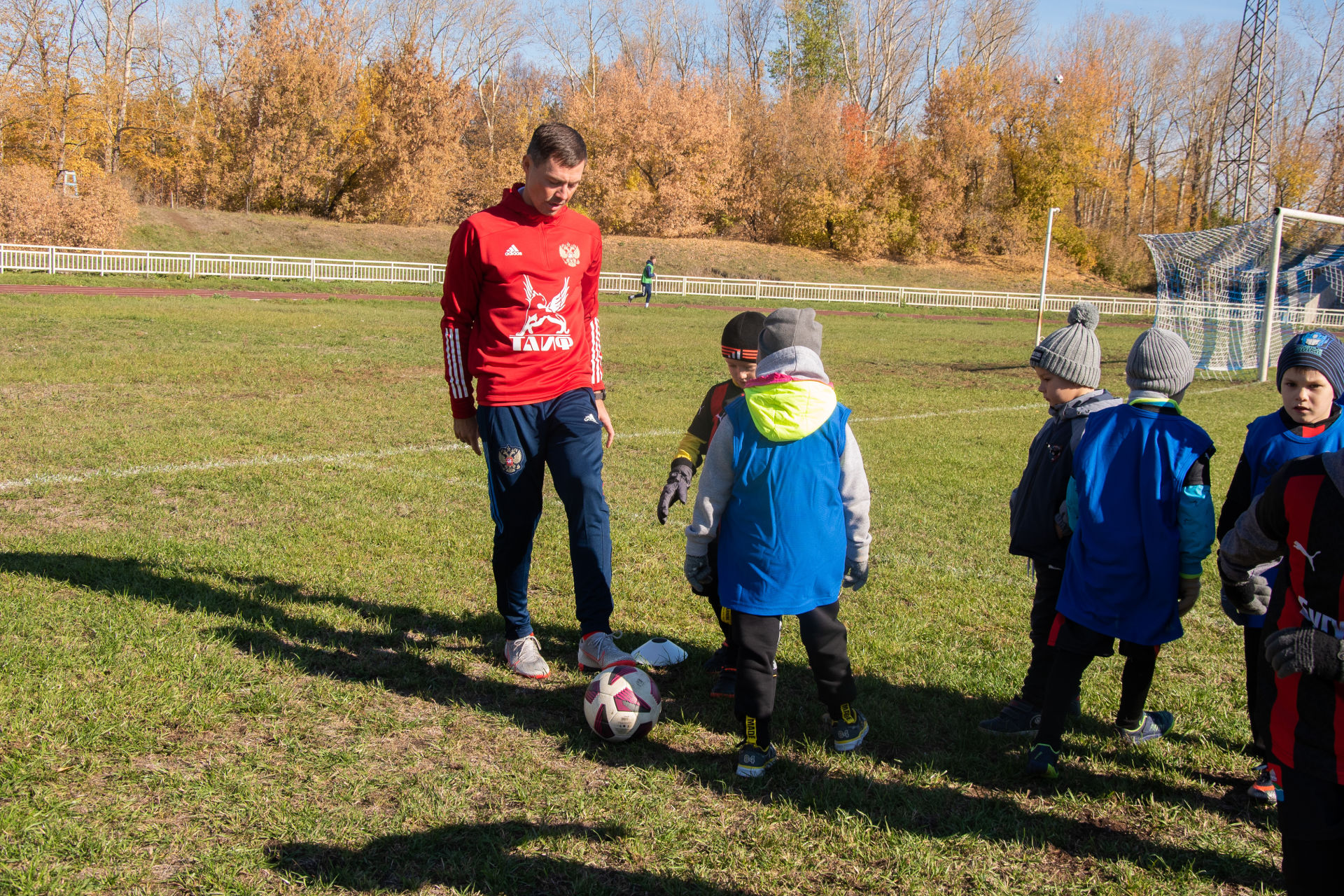 В Бугульме прошел урок футбола с экс-игроками сборной России