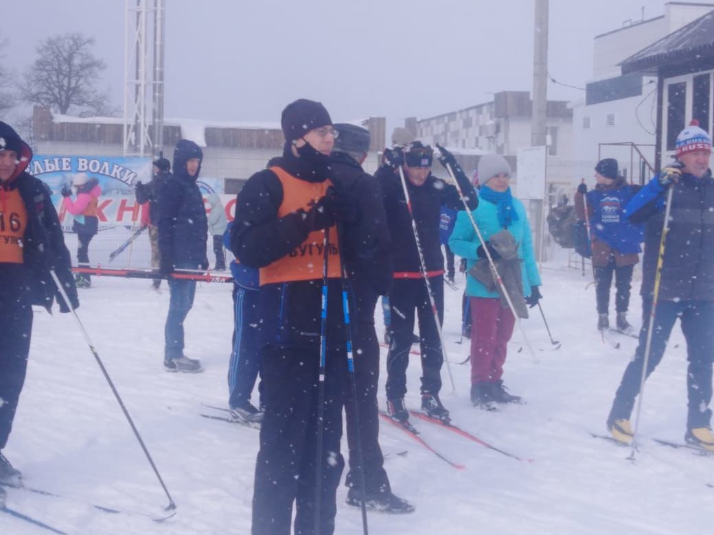 Сегодня бугульминские инвалиды по зрению встали на лыжню