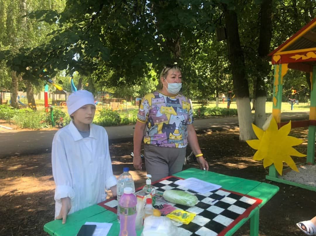 В Бугульминском соцприюте «Ялкын» провели День юных любителей природы и День экспериментов