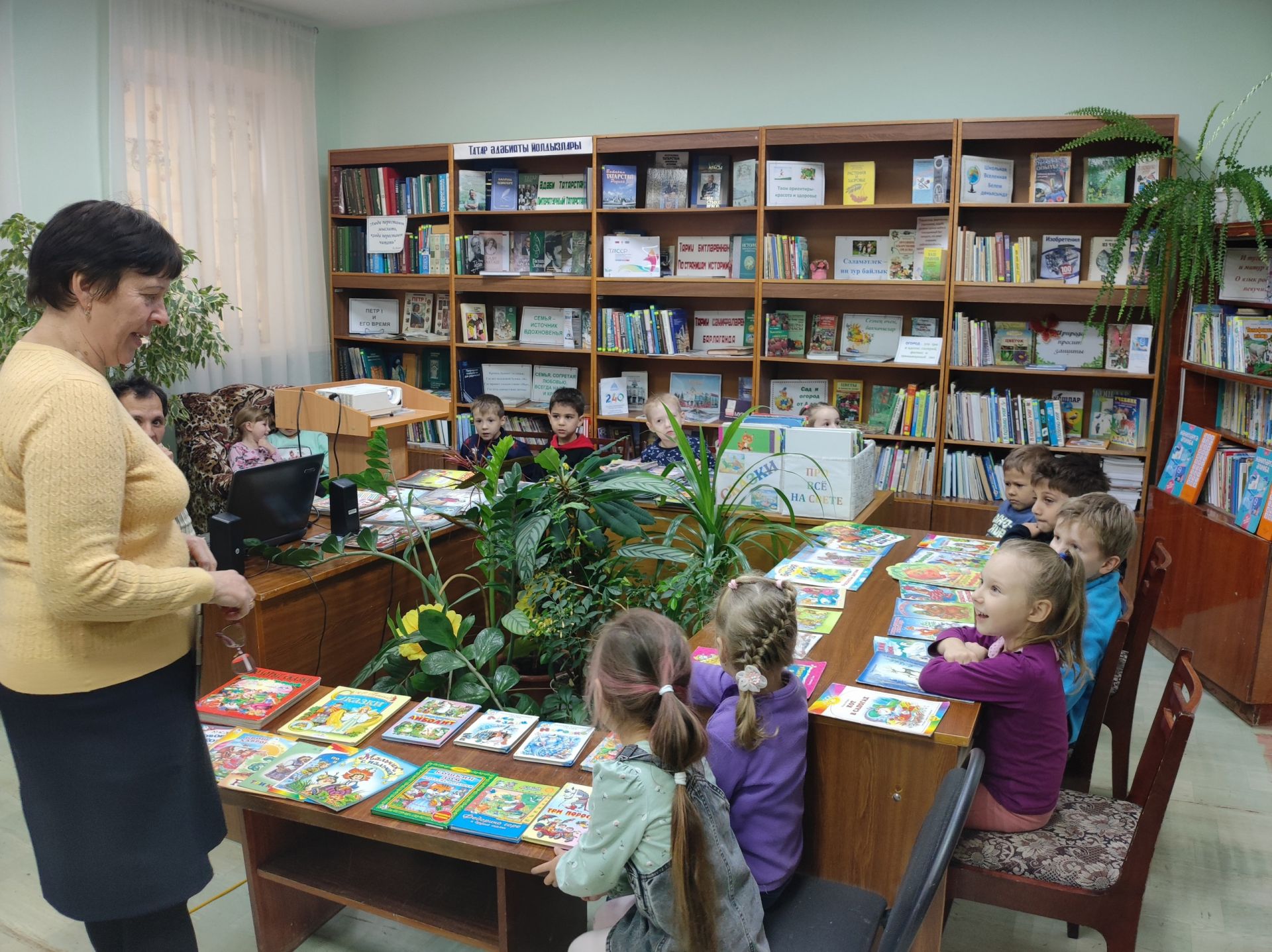 Дошкольники из Бугульминского района побывали в гостях у сельской библиотеки
