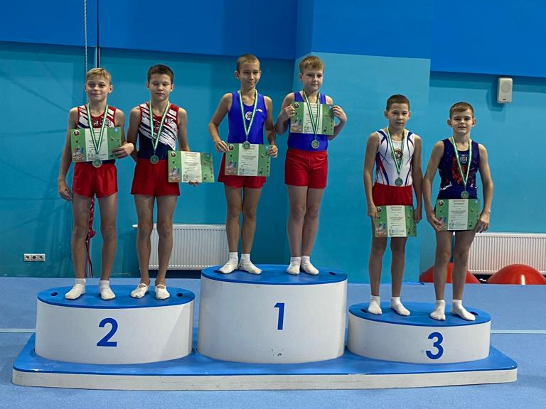 Спортсмены из Бугульмы заняли призовые места во Всероссийских соревнованиях по прыжкам на батуте