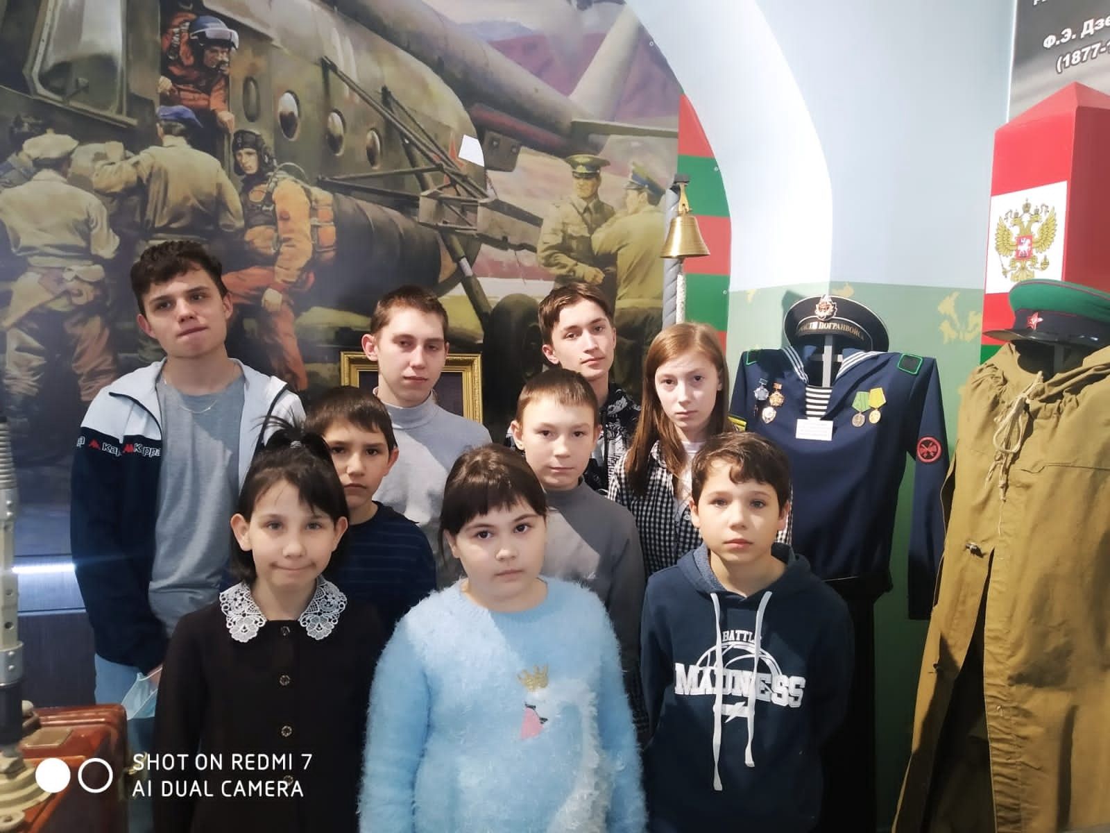 Ребята из бугульминского приюта посетили Зал боевой славы