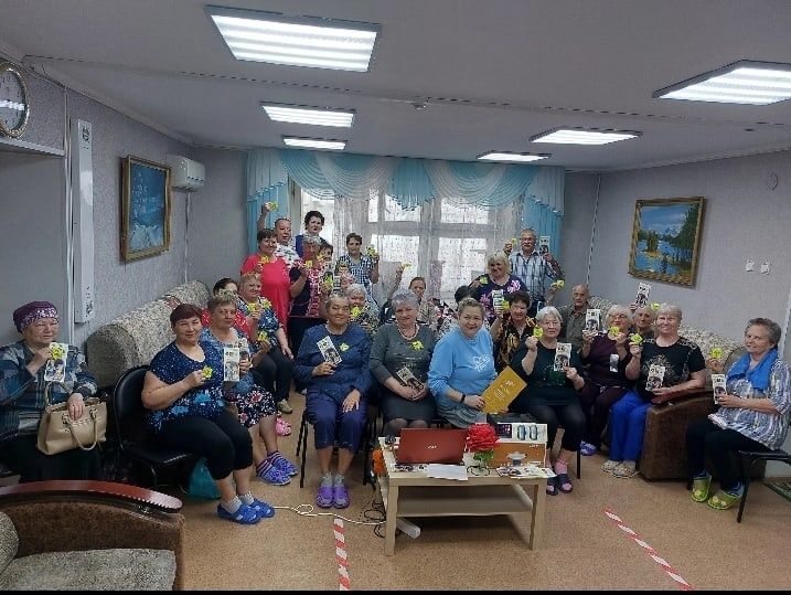 Для пожилых жителей Бугульмы организовали развлекательно-познавательный досуг