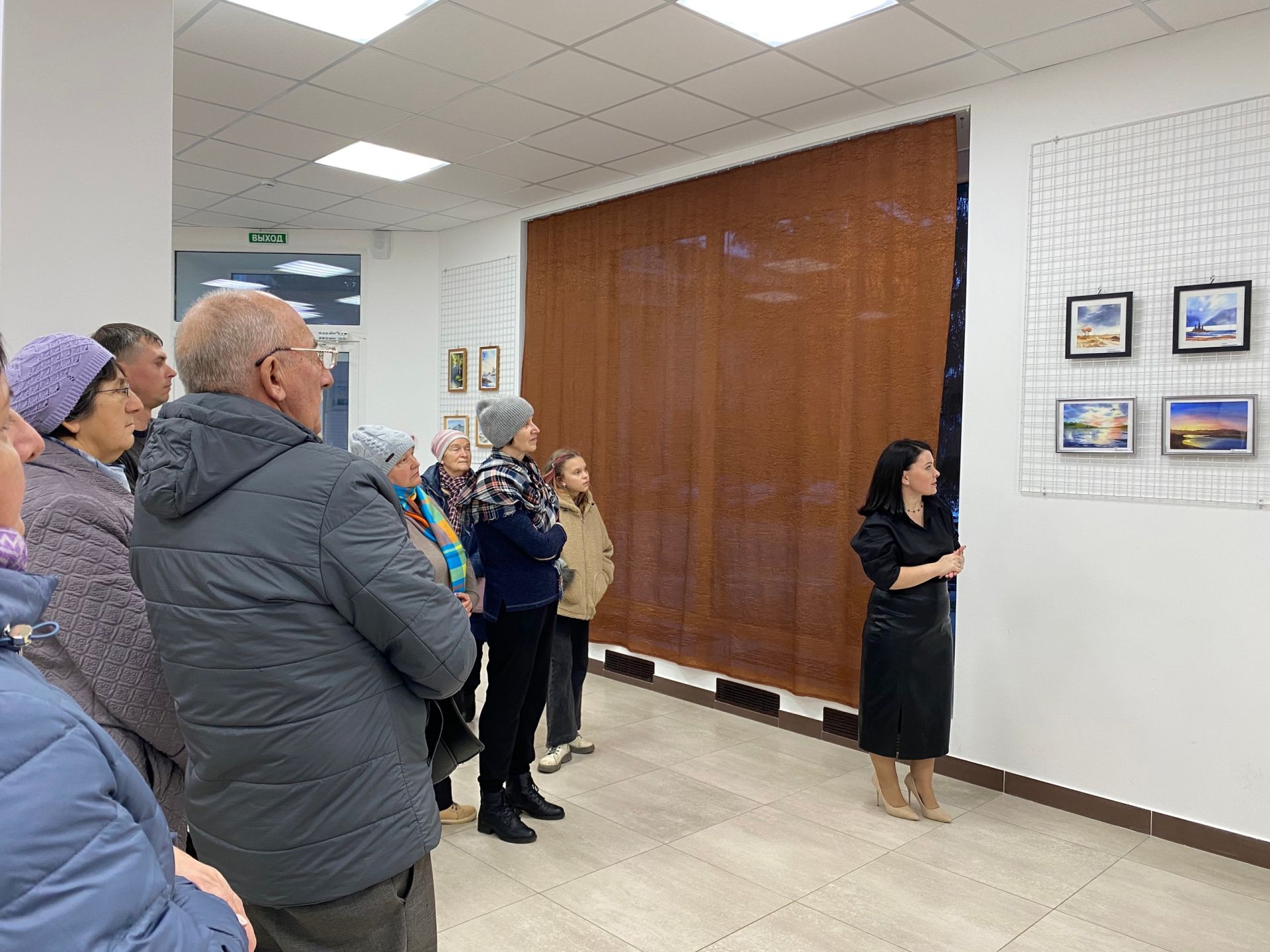 В татарском центре Бугульмы состоялось открытие удивительной выставки картин