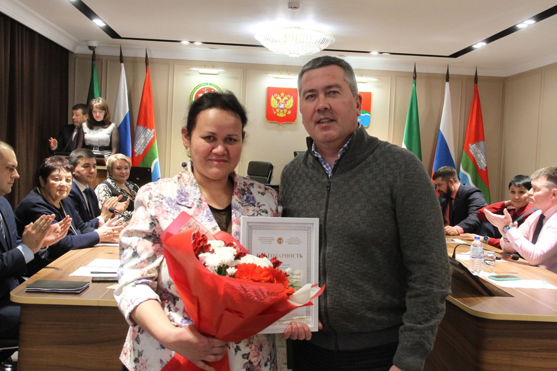 На заседании медсовета Бугульминской ЦРБ наградили отличившихся сотрудников