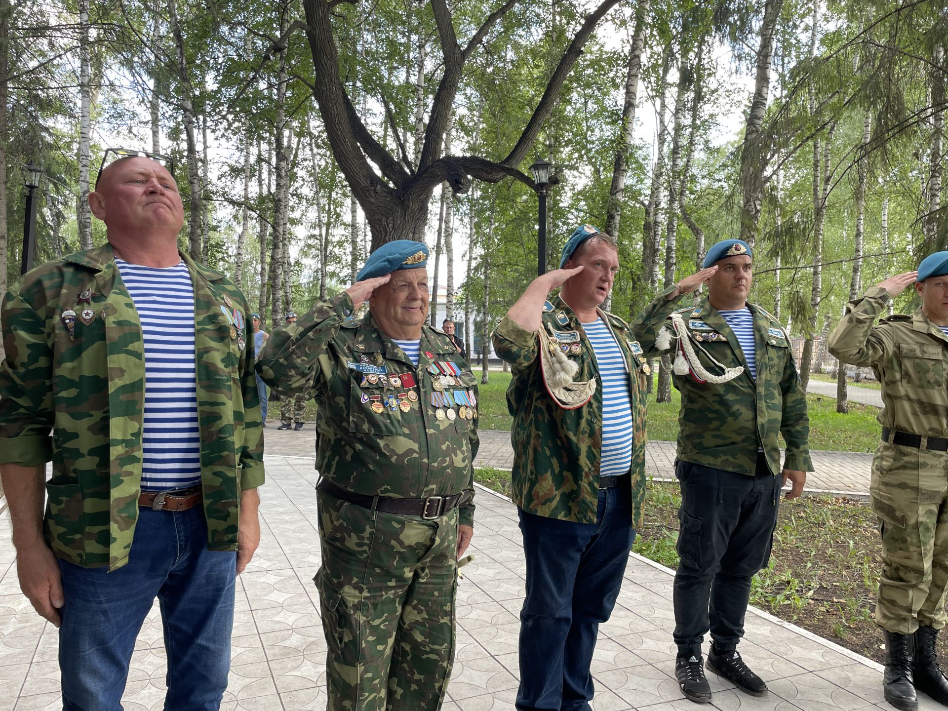 В Бугульме отмечают 93-ю годовщину с даты основания Воздушно-десантных войск