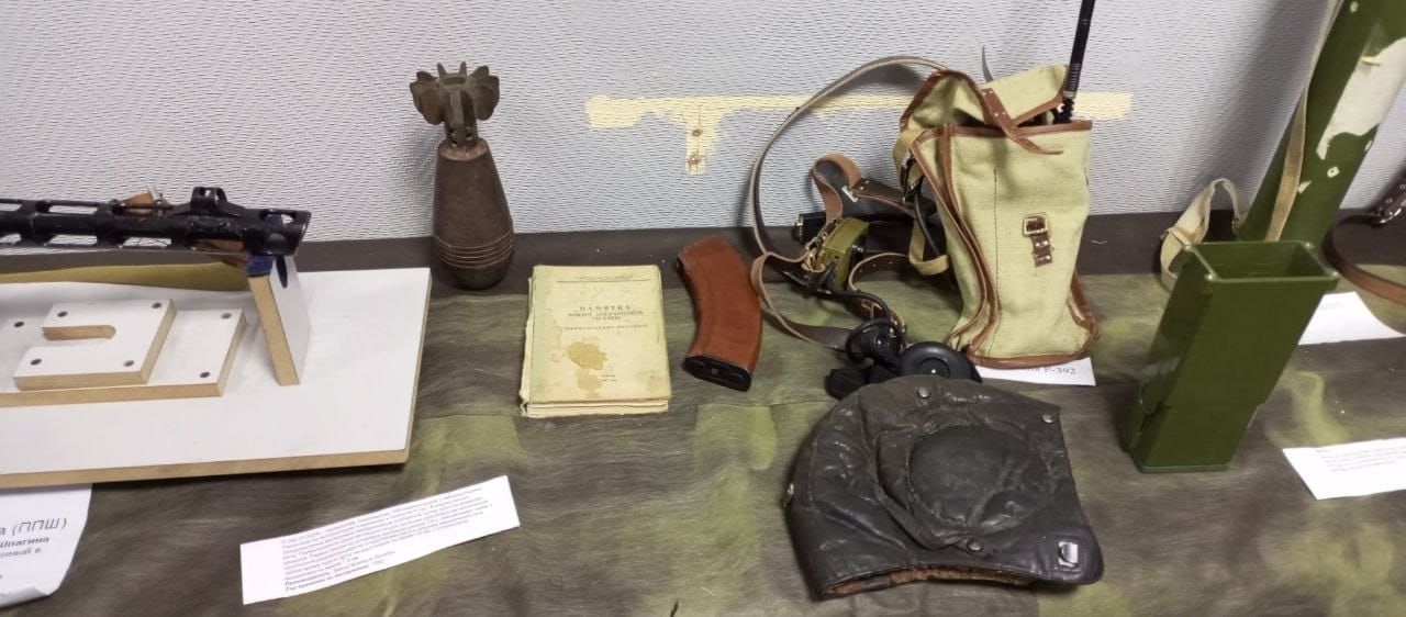 В Бугульму привезли передвижной музей истории пограничных войск