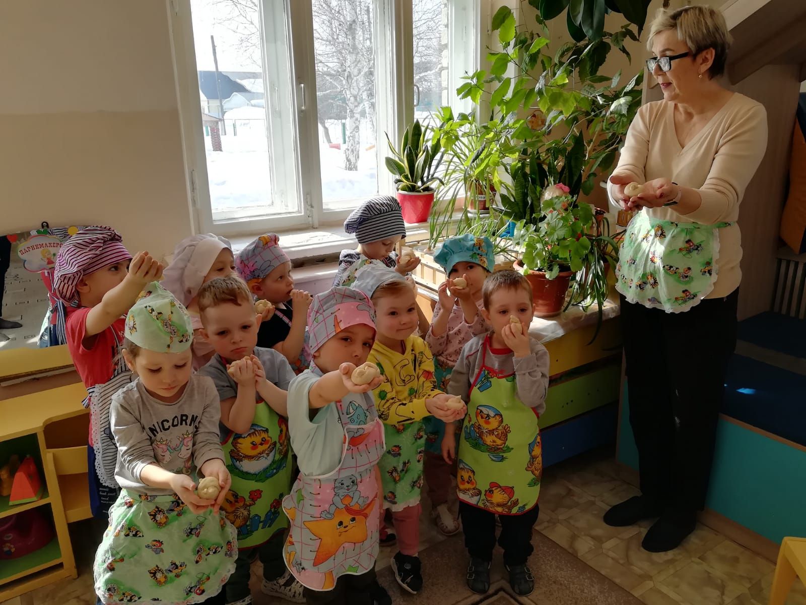 Бугульминские дошкольники отметили старинный славянский праздник Жаворонки