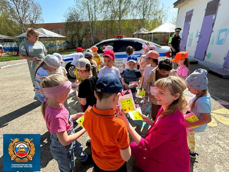 Воспитанников детского сада «Тургай» навестили сотрудники Госавтоинспекции