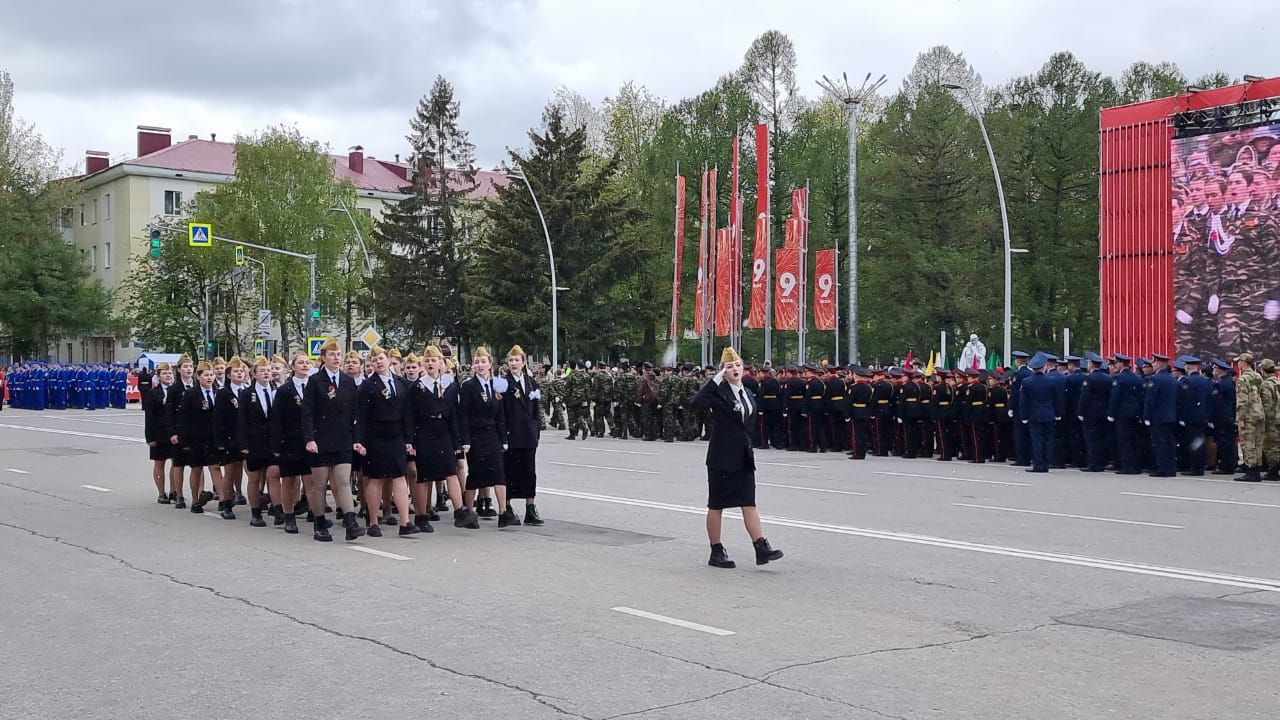 В Бугульме провели парад в честь 79-й годовщины Великой Победы