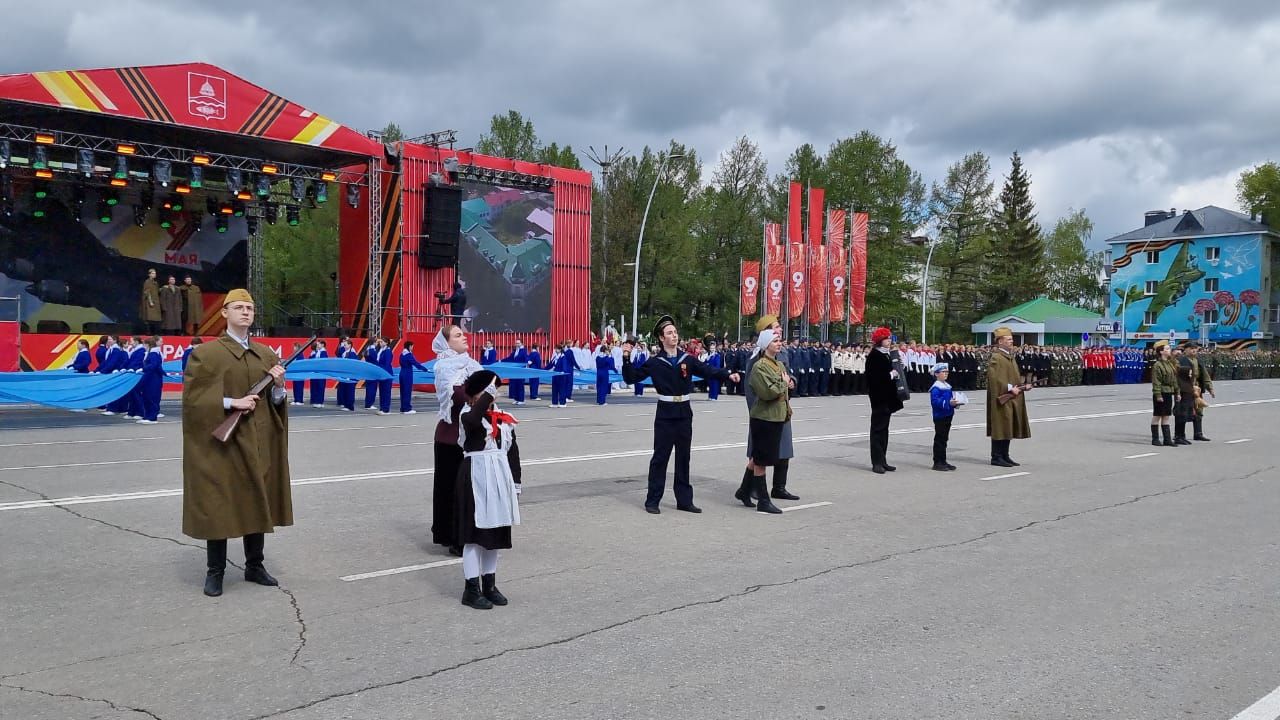 В Бугульме провели парад в честь 79-й годовщины Великой Победы