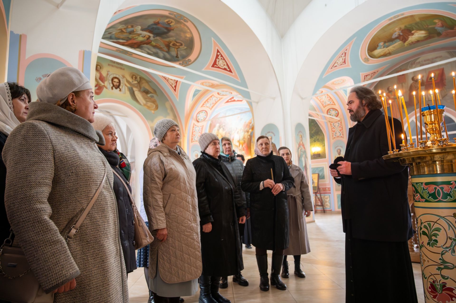 В Бугульме епископ Мефодий встретился с группой онковыздоравливающих «Мы вместе — Без бергэ»