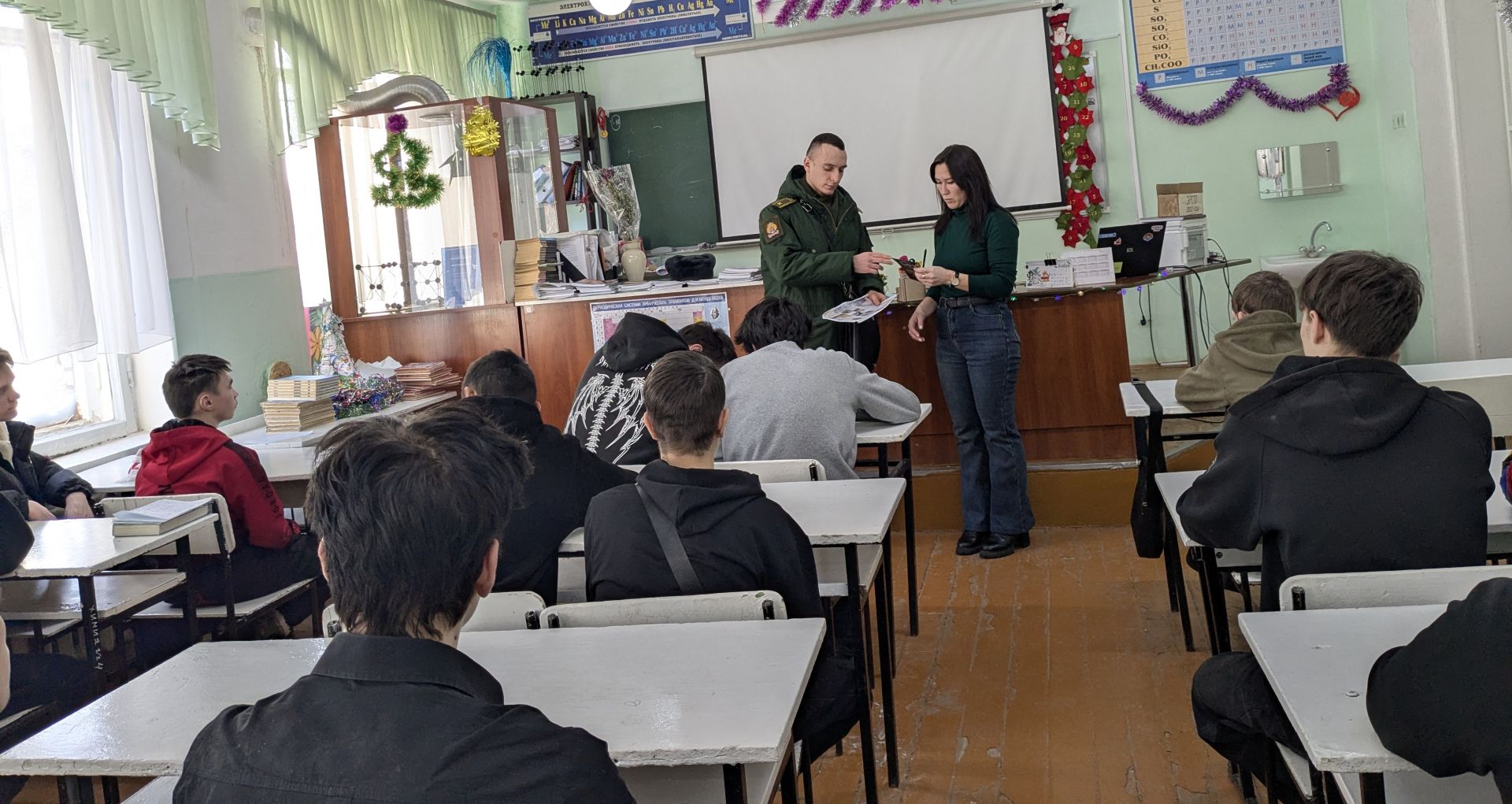 В Бугульме прошли профориентационные встречи для будущих курсантов военных вузов