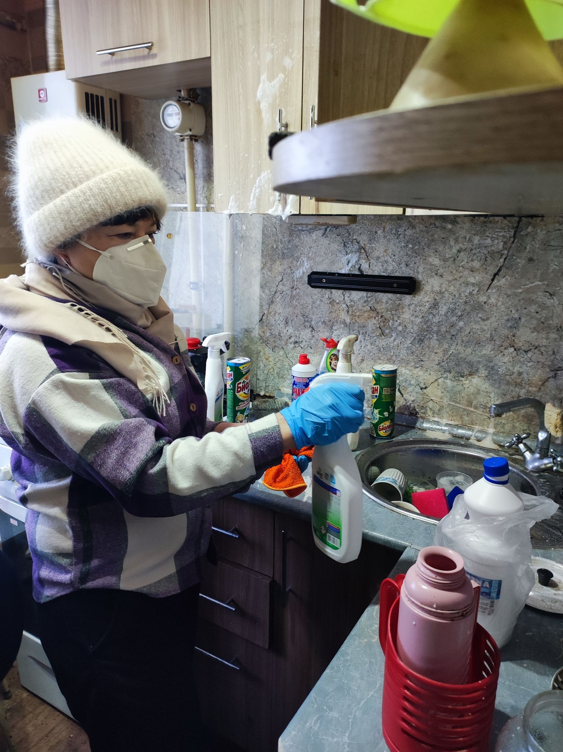 Волонтёры «Доброй Бугульмы» спасли одинокого пожилого мужчину из антисанитарных условий