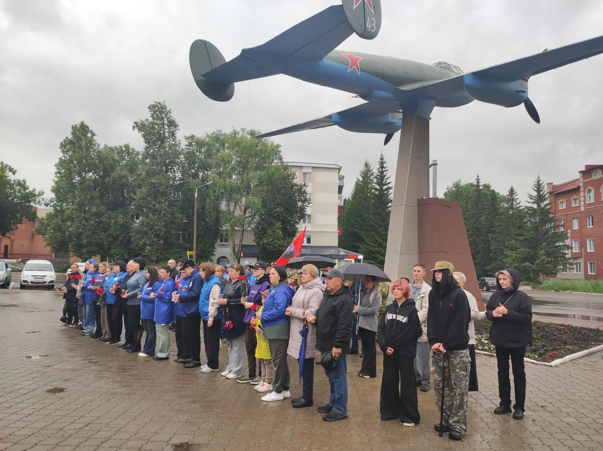 В Бугульме прошла Всероссийская мемориальная акция «Свеча памяти»