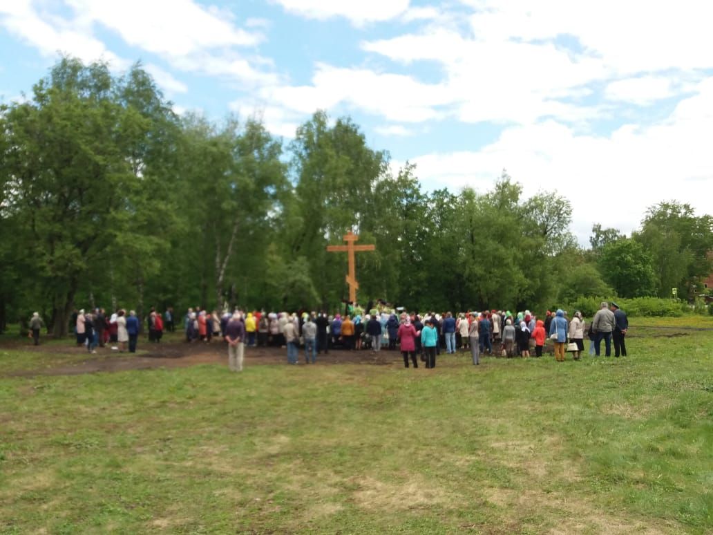 Чин освящения Поклонного креста на месте строительства будущего храма в честь новомученников и исповедников Церкви Русской