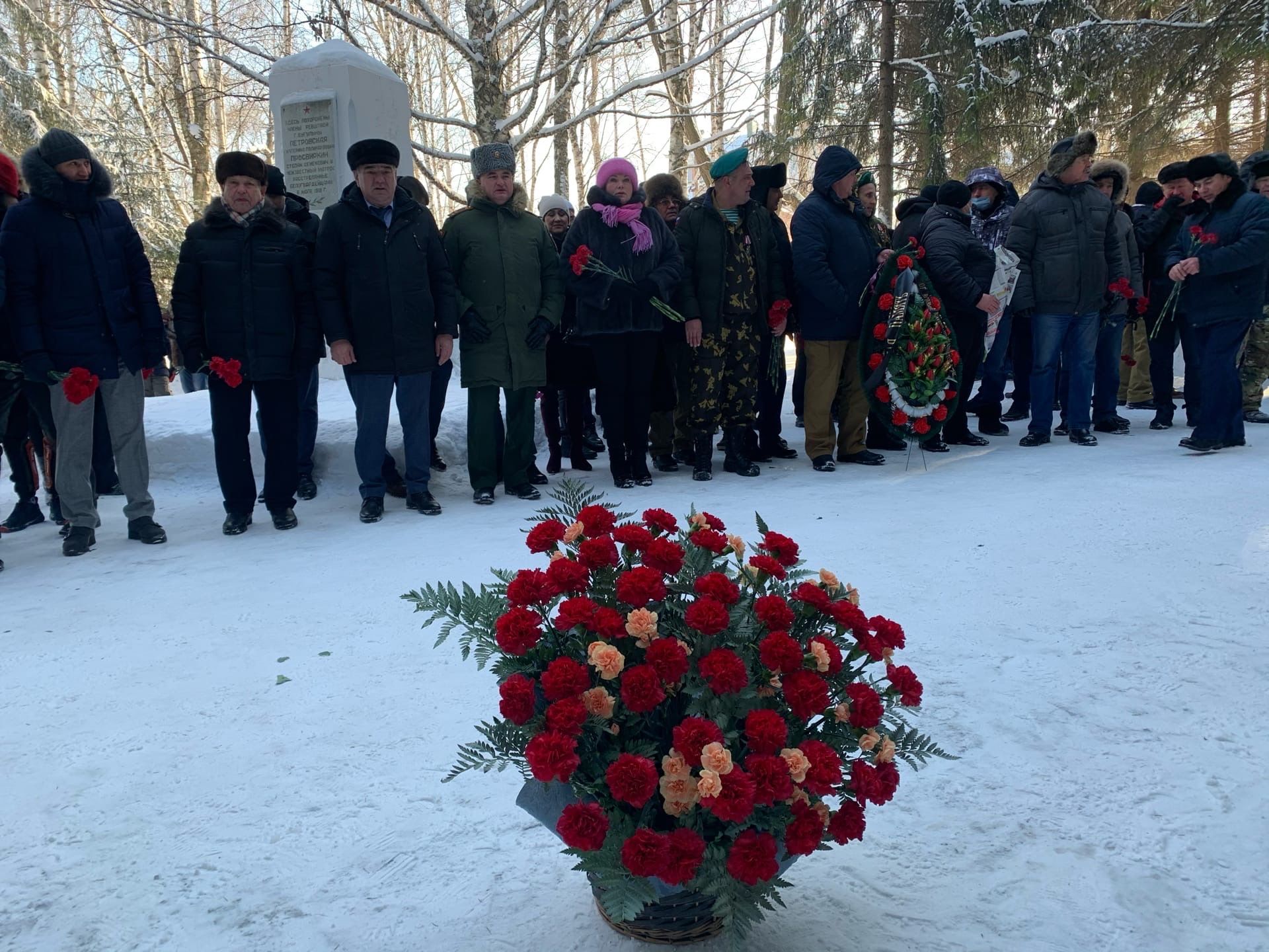 Бугульминцы возложили цветы в память вывода советских войск из Афганистана