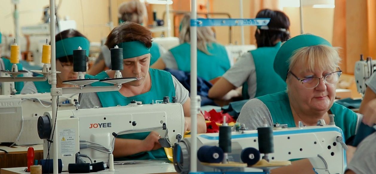 Работа для специалиста Бугульминской швейной фабрики Любови Никулиной давно стала смыслом жизни
