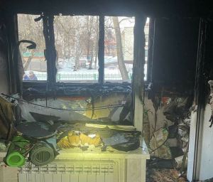 В Бугульме пожарные спасли пятерых жильцов из горящего дома