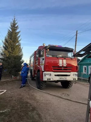 Частная баня горела в Бугульме на улице 1-я Профсоюзная