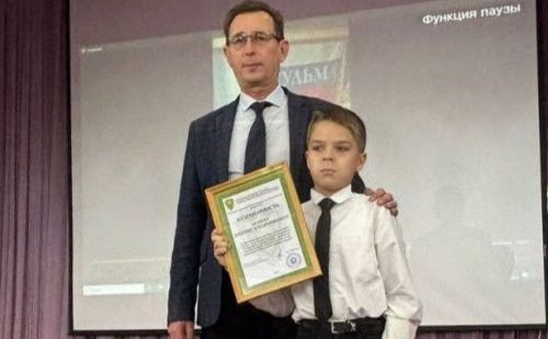 Бугульминского школьника отметили за помощь участникам СВО