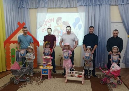 В Бугульме в детский сад пригласили в гости пап