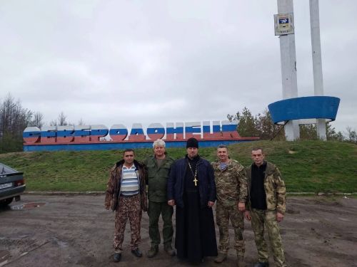 Священнослужитель из Бугульмы доставил гуманитарную помощь в зону спецоперации