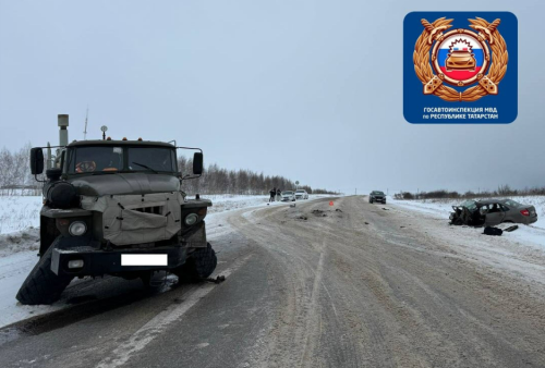 Под Лениногорском при столкновении с грузовиком погиб водитель «Лады»