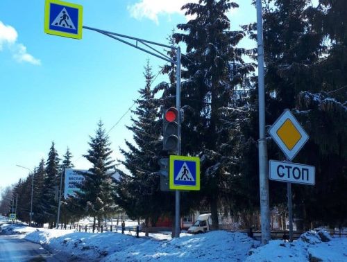 В Бугульме запустили поврежденный после ДТП светофорный объект