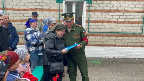 Жители Бугульмы простились с погибшим в СВО Миндубаевым Фархадом