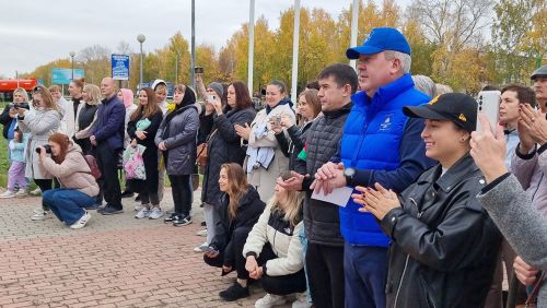 В Бугульме активисты высадили почти 3 000 саженцев деревьев