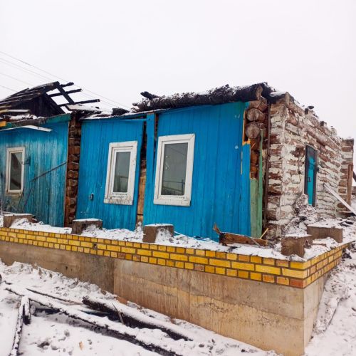 В Бугульминском районе загорелся дом