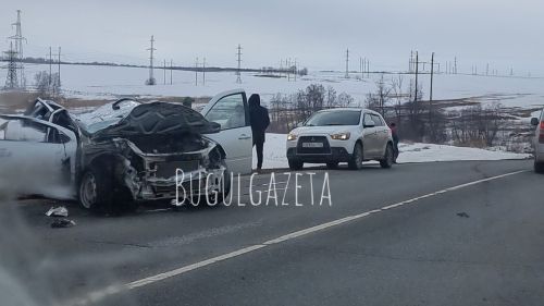 Жуткая авария произошла сегодня в Бугульминском районе на глазах очевидцев