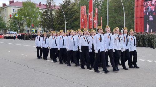 В Бугульме провели парад в честь 79-й годовщины Великой Победы