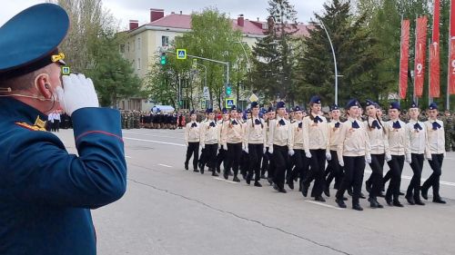 В Бугульме провели парад в честь 79-й годовщины Великой Победы