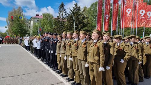 В Бугульме провели парад в честь 79-й годовщины Великой Победы