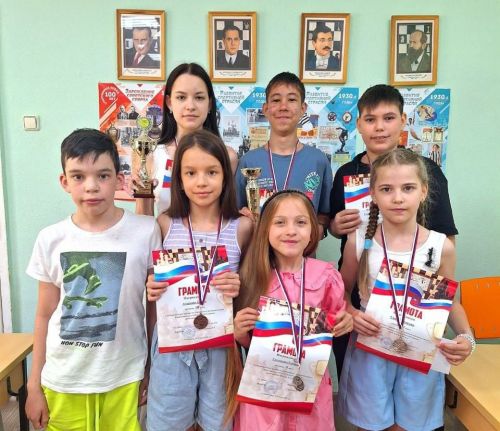 Шахматисты Бугульмы привезли с соревнований медали всех достоинств