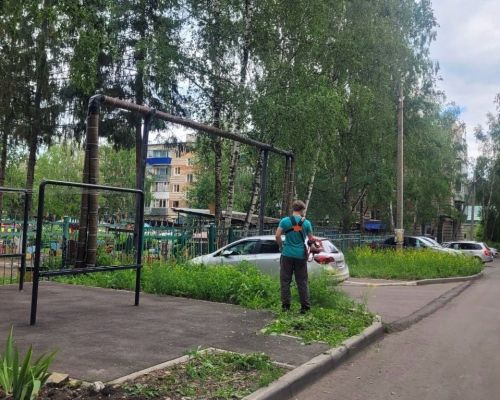 В Бугульме скосили траву на территории более 10 тысяч кв. метров