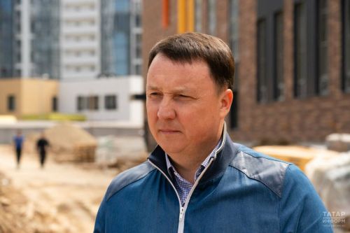 Глава Минстроя РТ Марат Айзатуллин поздравил всех строителей и ветеранов отрасли с профессиональным праздником