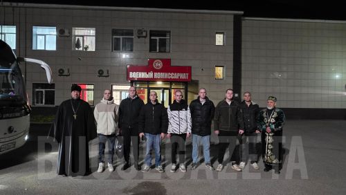Из Бугульмы рано утром уехали 22 призывника