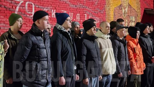 Из Бугульмы рано утром уехали 22 призывника