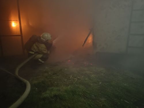 В Бугульме загорелась баня