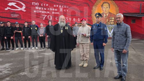 Из Бугульмы рано утром уехали 15 призывников