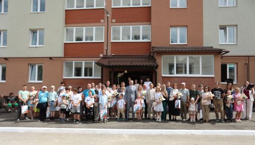В Бугульме торжественно заселили новостройку