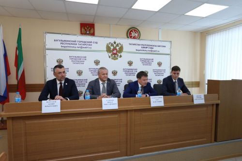 В Бугульме представили нового председателя городского суда