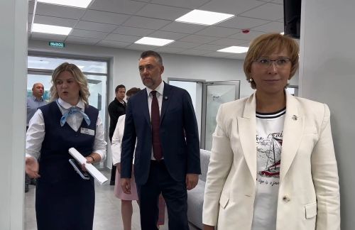 Эльмира Зарипова и Дамир Фаттахов осмотрели ключевые социальные объекты Бугульмы